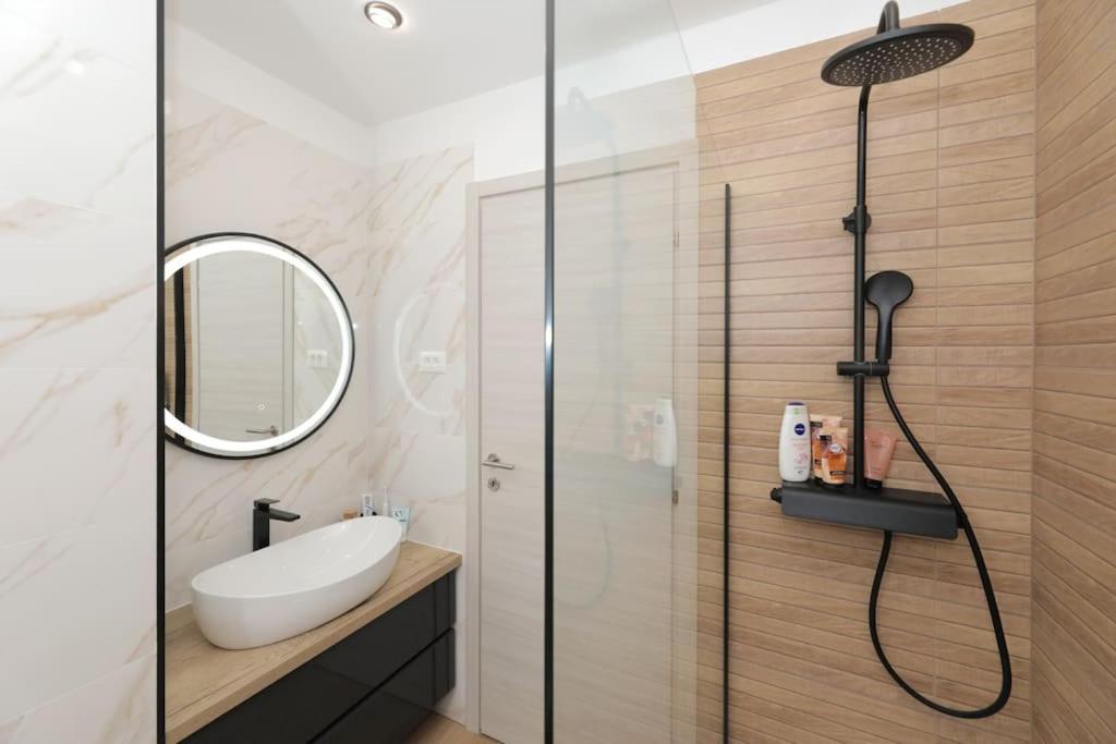 Tata Apartment Split Ngoại thất bức ảnh